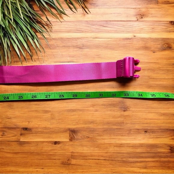 JUICY COUTURE Quilted Crossbody Belt Bag Waist Fanny Pack – Hot Pink - Picture 6 of 10